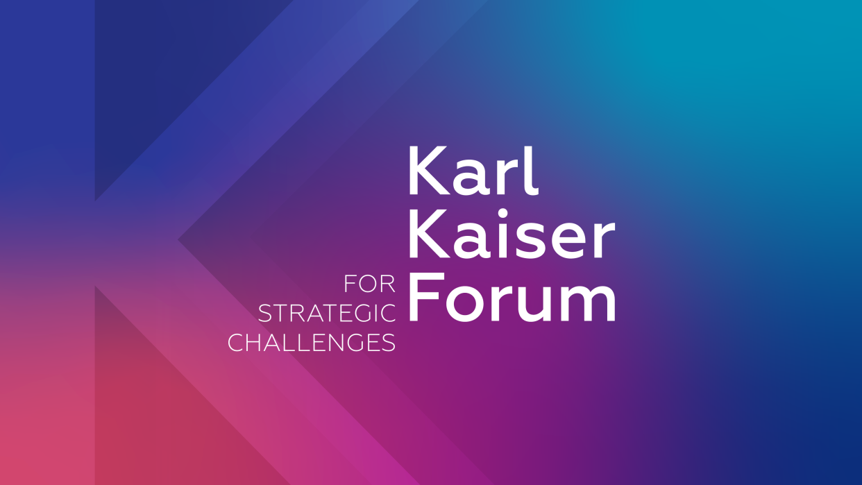 Karl Kaiser Forum Visual EN