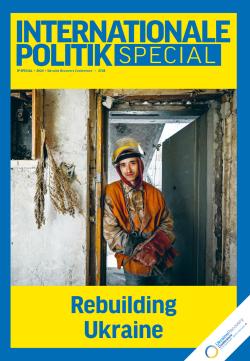 Bild: Cover des IP Specials "Rebuilding Ukraine"