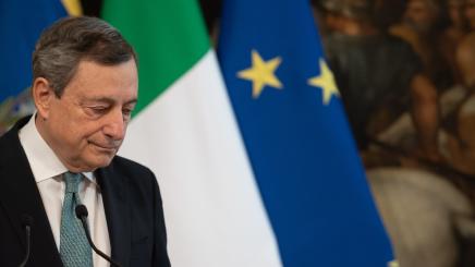 Bild: Mario Draghi bei der Ansprache zur Russland-Krise im Palazzo Chigi