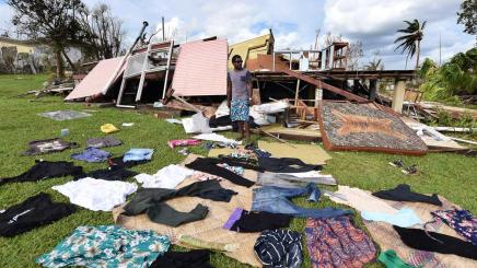 Bild: Zerstörte Häuser als Folge des Zyklons „Pam“ vom März 2015 auf dem Inselstaat Vanuatu