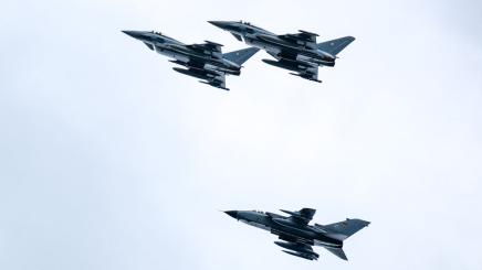 Bild: Drei Eurofighter in der Luft